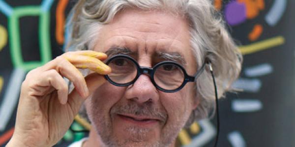 photo of Herve Tullet - older Caucasian man with white hair and round glasses