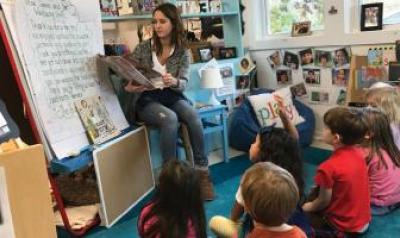 Classroom sitting in a circle during storytime